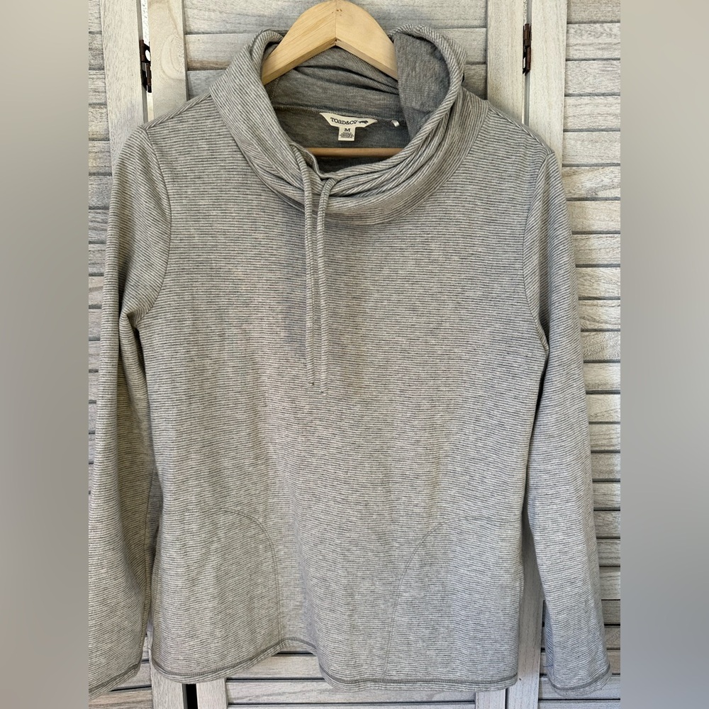Toad&Co Light Gray Cowl Neck Sweater
